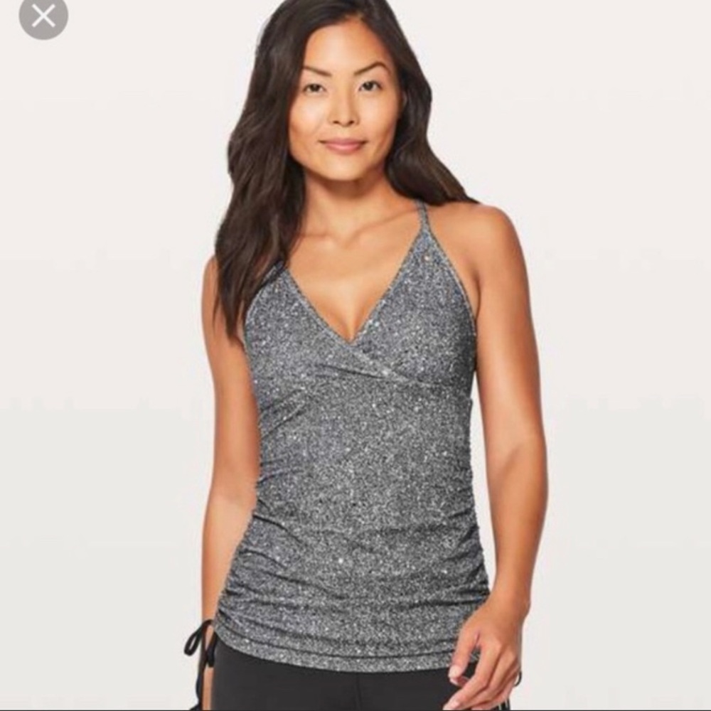 Lululemon full freedom tank new with tags size 8